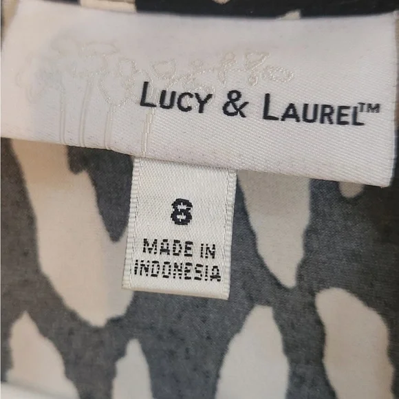 Lucy & Laurel Black and Cream Long Sleeve Dress - Picture 6 of 7